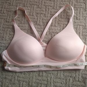 Victoria's secret lightly lined plunge bra euc
